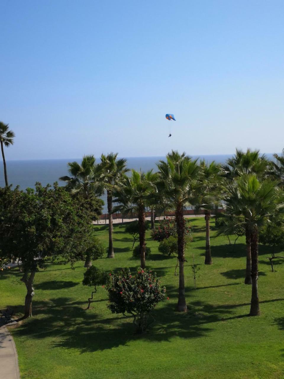 Miraflores Frente Al Mar Lima Exterior photo